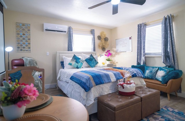 Hidden Gem in Cutler Bay-Cozy 1BR Retreat Near It All w/Fast Wi-Fi & Parking!