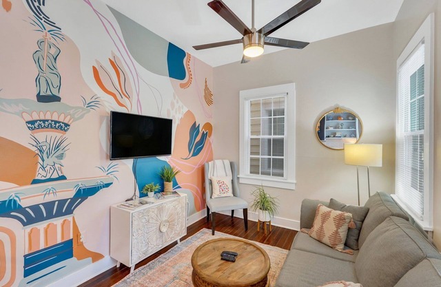 Hidden Gem in Walkable Location by Lucky Savannah