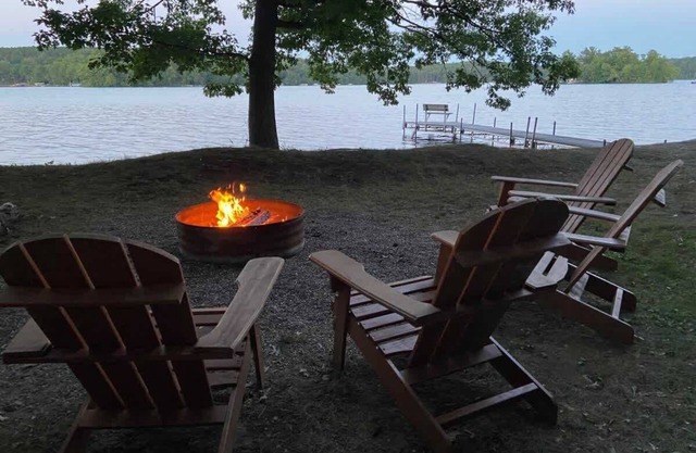 Cabaña privada en el lago Wapogasset con más de 300 pies a orillas del lago - Capacidad para 10