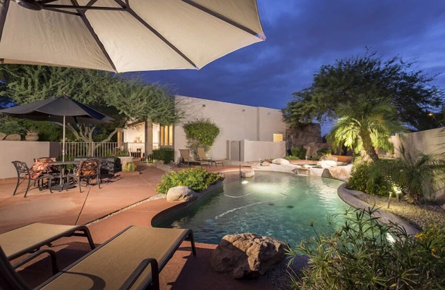 Hibiscus Oasis Intimate 3 BR Inicio / Piscina PVT / Jacuzzi / Fogón / Glendale