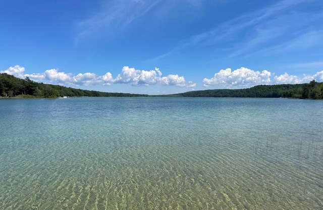 Resortes ocultos en Long Lake - Sleeping Bear Dunes National Lakeshore