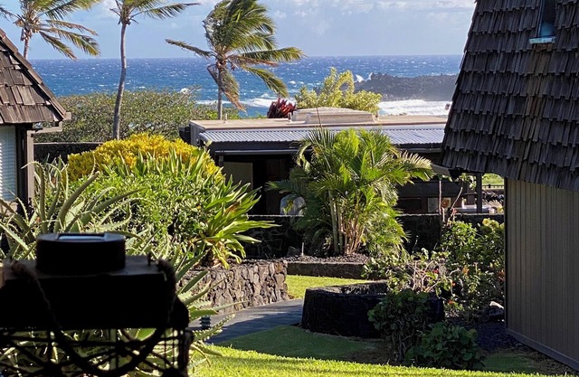 Hidden Tiki Ohana at Punalu'u Black Sand Beach with ocean views, near Volcano National Park