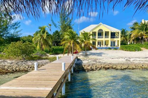 HIdden Treasure by Grand Cayman Villas & Condos