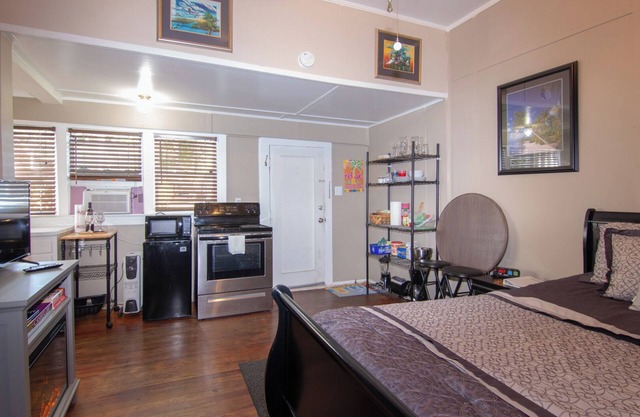 Pensacola Historic North Hill Studio