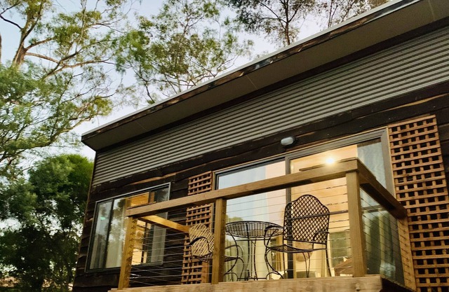 Hideaway@Acton - a rustic cabin hidden in the bush