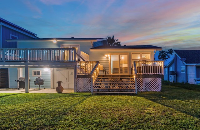 Hideaway at Redhead Road