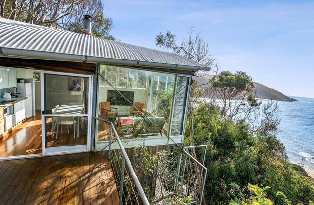 Hideaway At Wye - private with stunning views