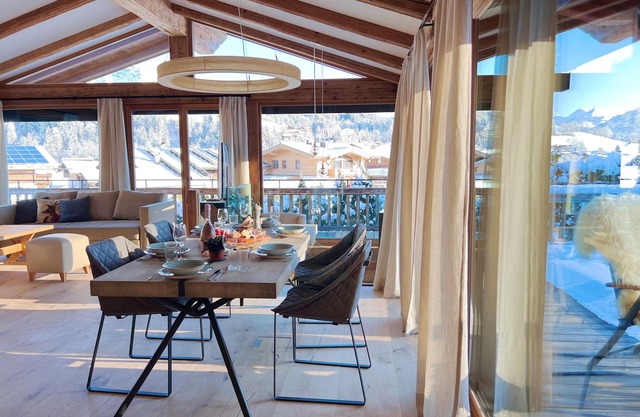 HIDEAWAY DESIGN CHALET with pool & wellness by Belle Stay