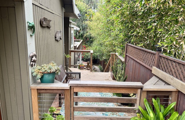 Hideaway Steps to Beaches of Leucadia