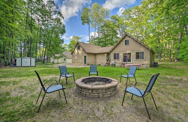 Higgins Lake Getaway - Boating, Fish, Golf, ATV!