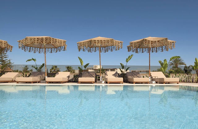 High Beach Hotel