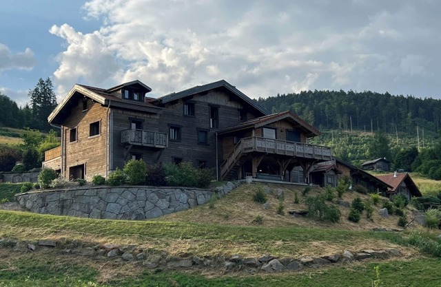 High-end BEL'M'Amiral for 15 people, magnificent view and indoor swimming pool