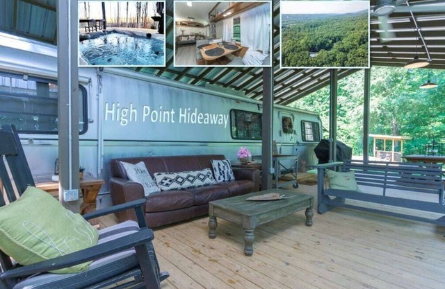 High Point Hide-A-Way w/ Internet and a Hot Tub!