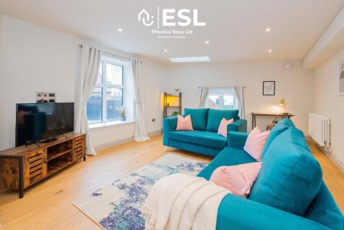 High Quality 2 Bedroom Church Apartment with Free Parking
