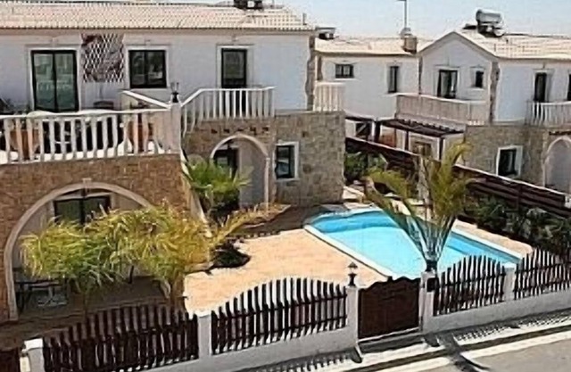 Alta Especificación Villa de lujo tradicional con piscina privada 8x4m