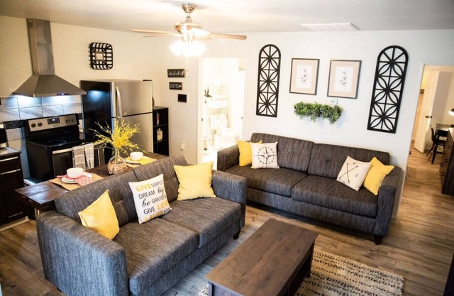 High speed internet, wifi, washer/dryer, Checotah