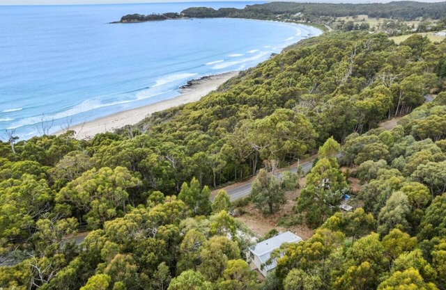 High View House - Pirates Bay Views