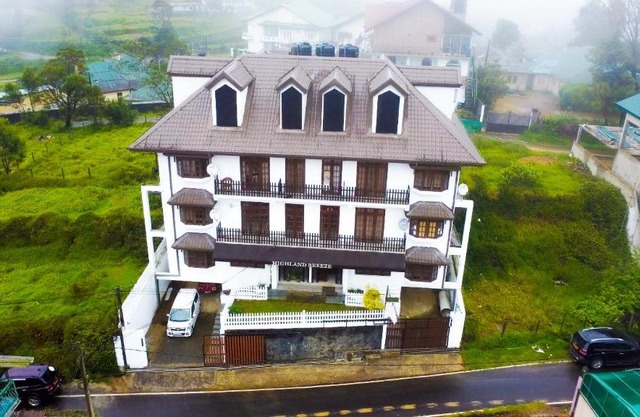 Highland Breeze Hotel