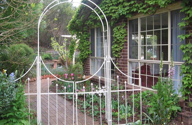 Highland Garden Hideaway