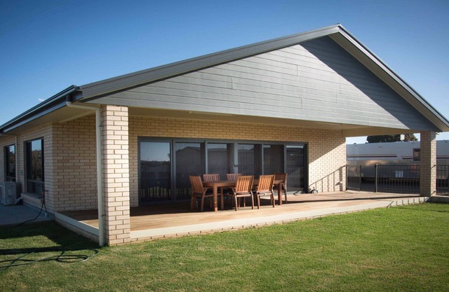 Highview on Victoria is a spacious, superbly appointed holiday home