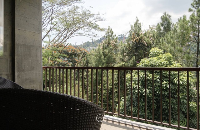 Hikari Hill View 7BR Villa with a Private Pool
