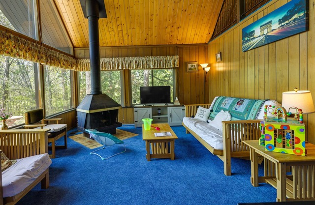 Hike, Bike & Golf: Peaceful Cabin in Twain Harte!