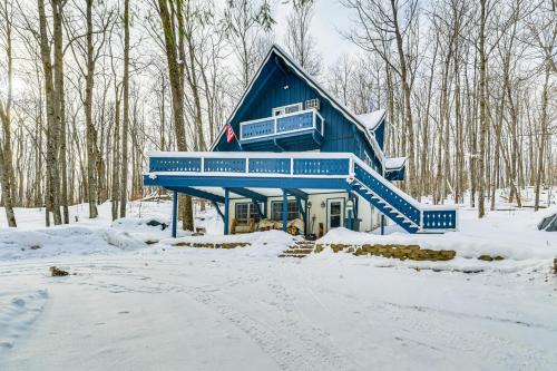 Hike, Golf and Explore Cabin with Deck in Bellaire!