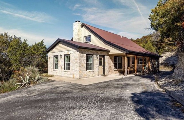 Hill Country Ranch Retreat on Chalk Mountain