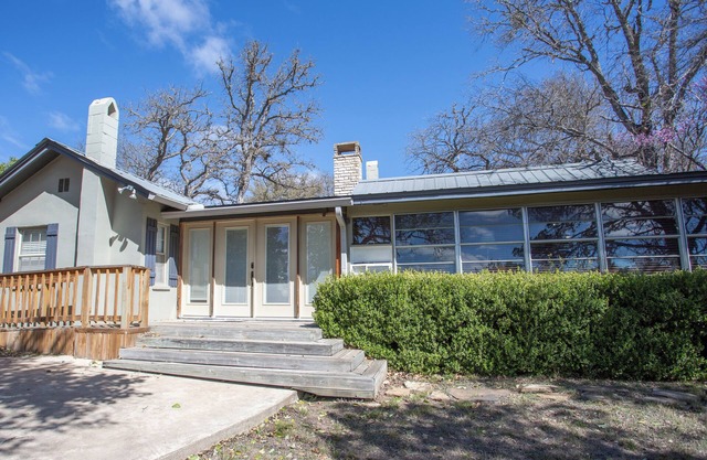 Hill Country Retreat 2 Bedroom 2 Bath