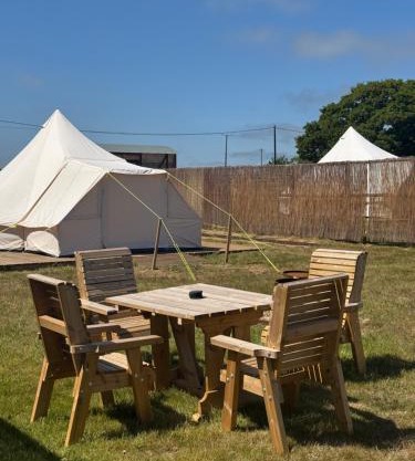 Hill Fruit Farm Glamping