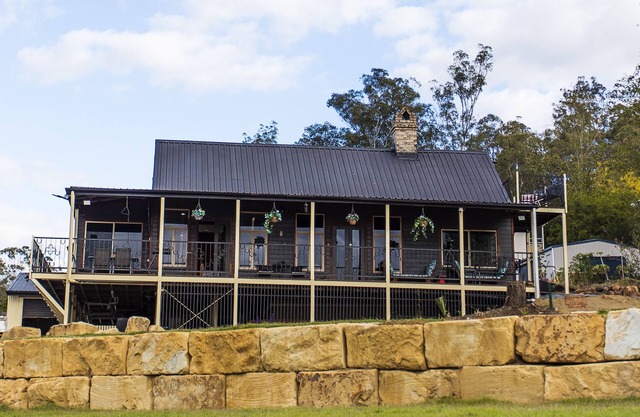 Hill House Esk Qld