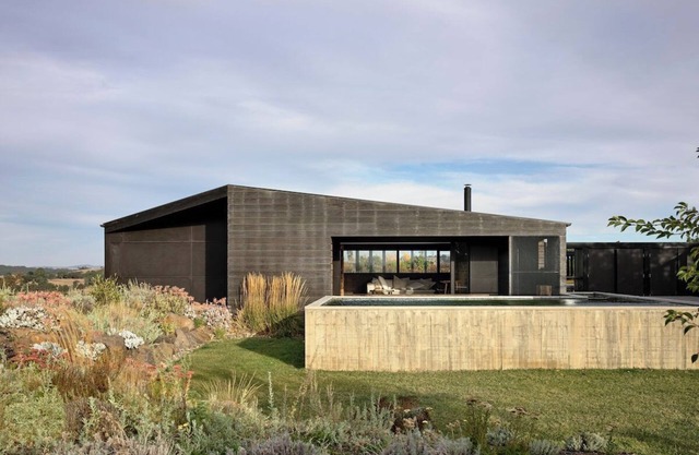 HILLPLAINS HOUSE + COTTAGE - 100% OFF GRID LUXURY