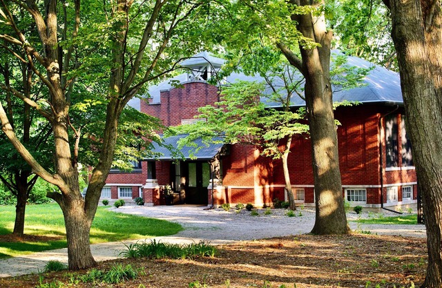 Hills School - Historic Comfort in SW MI Wine Country