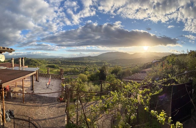 Casa en la ladera con fantásticas vistas - 7 camas - a solo 1 hora de Roma