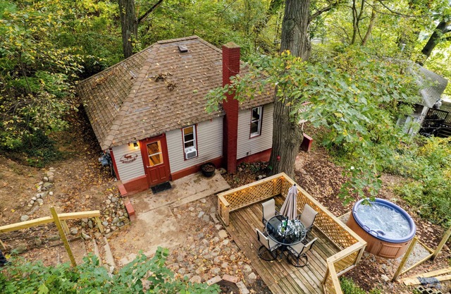 Hillside Sparta Cabin Hot tub Wi-Fi