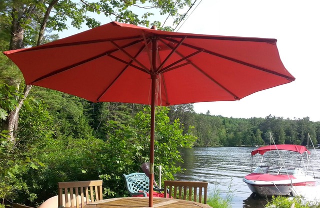 Hilltop Cottage en el lago Partridge. Una comunidad familiar en Littleton, NH.