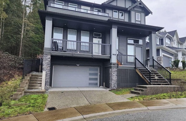 Hilltop Haven | Brand New Guest Suite | Serene, & Close to the City