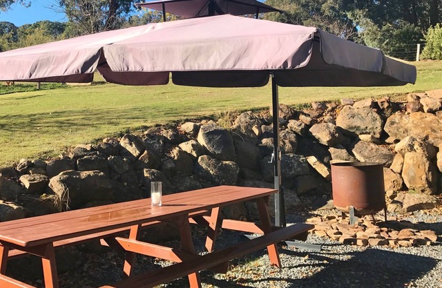 Hilltop Lane - a gracious property set up for the perfect country escape.