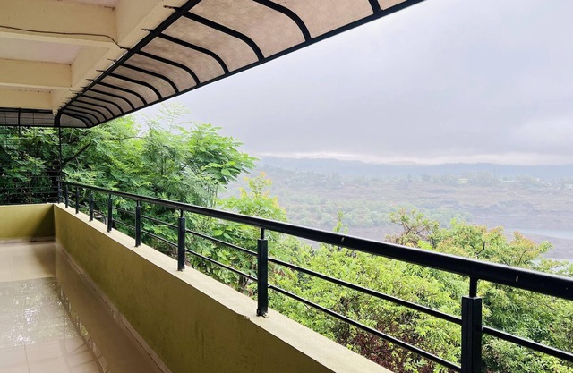 Hilltop Retreat