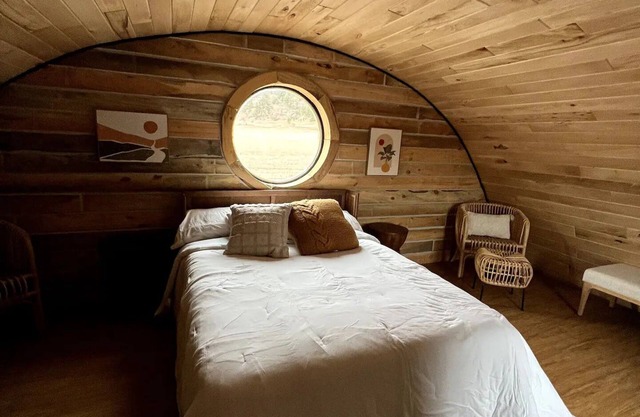 Hillview Lodge