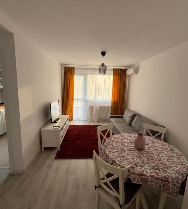 Hils Pallady - AMY Apartment