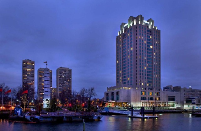 Hilton Philadelphia at Penn's Landing
