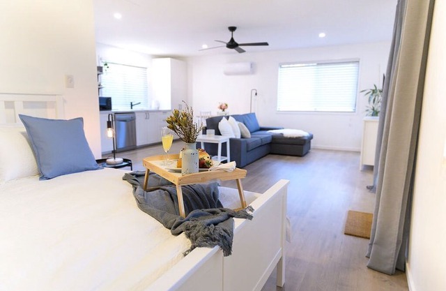 Hinterland Boutique Cottages - Cozy Cottage
