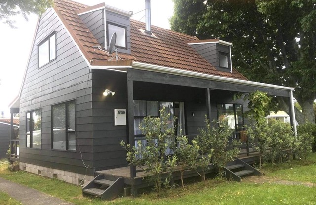 Hirangi cottage