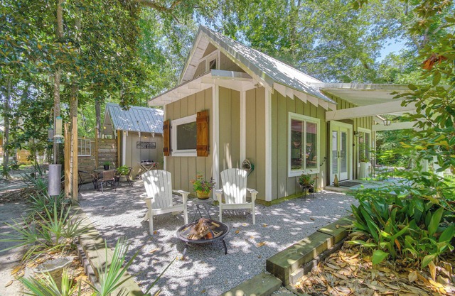Historic Biloxi Bay Cottage w/ Beautiful View
