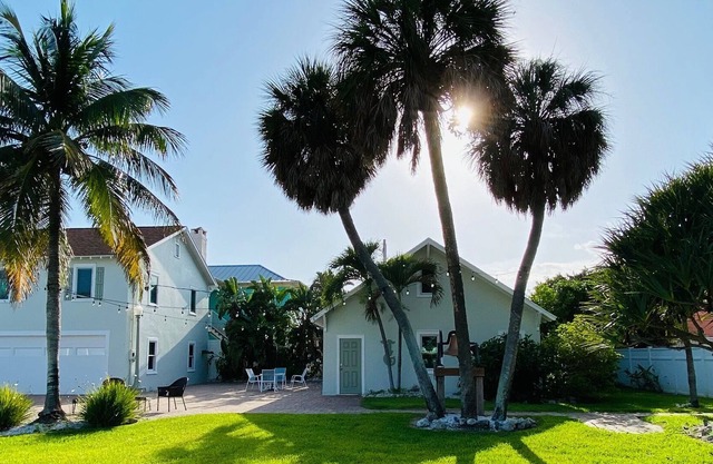 Historic Downtown Pass A Grille Beach 15K SqFt ES