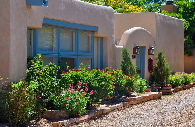 Historic Eastside Haven~Close to Plaza/Canyon Rd~ Walk to coffee shops