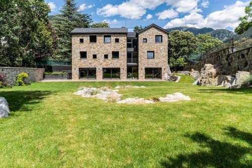 Historic French Embassy Gardens Chalet in Andorra l by BonesVacances