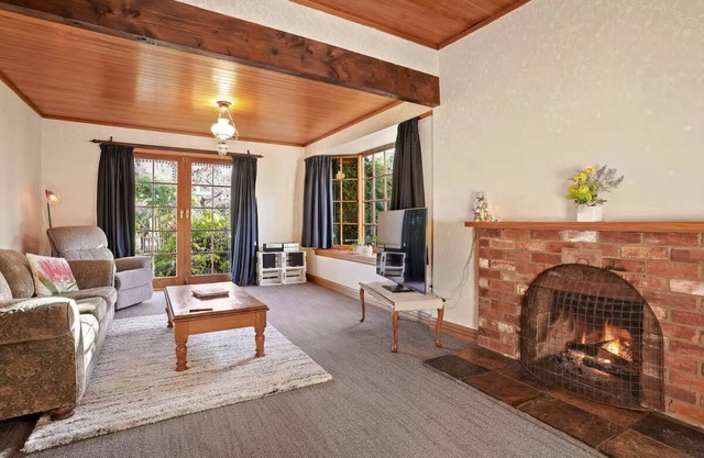 Historic Hanna House - Garden View Studio Room