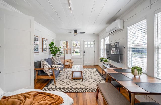 Historic Heights Artist Boho Bungalow
